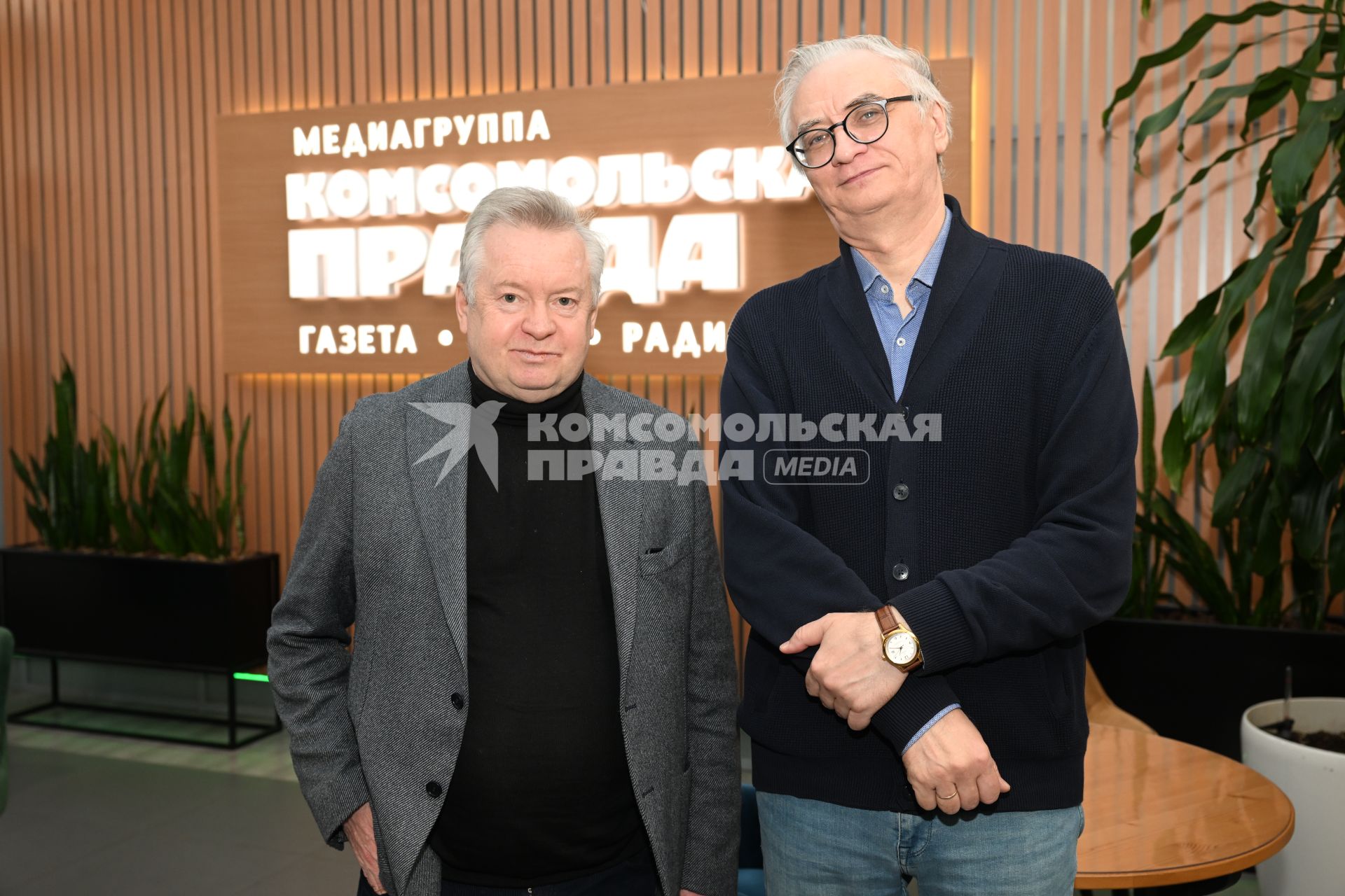 Сергей Сидоров и Владимир Кисмерёшкин в редакции Комсомольская правда\"